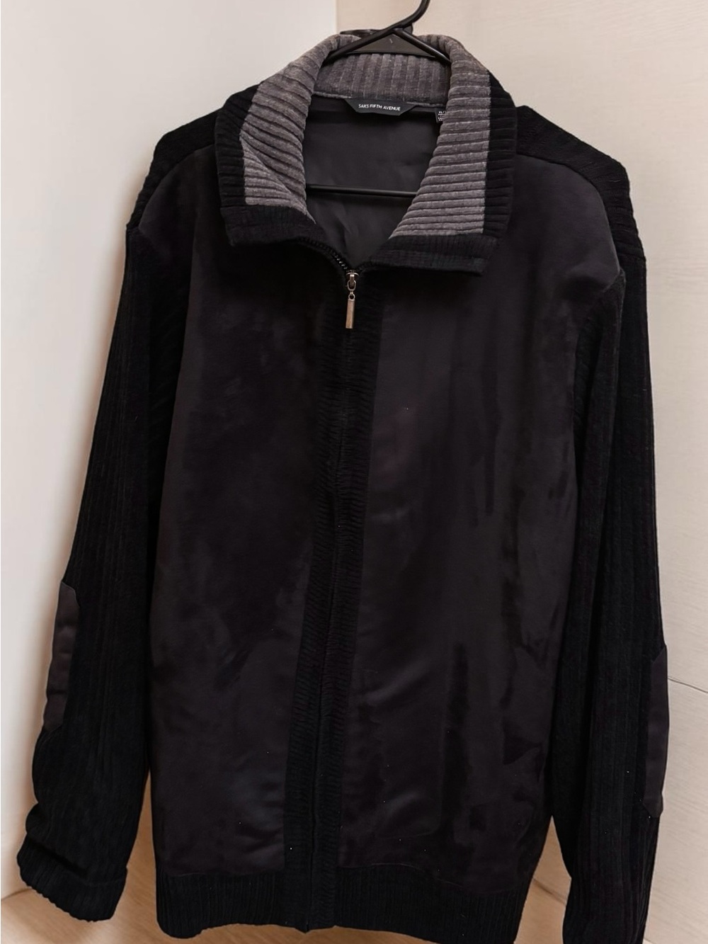 Saks Fifth Avenue Black Suede Jacket with Gray Ribbed Collar Size XL